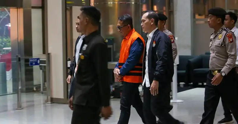 gamabr-dugaan-suap-kepabeanan-kpk-sita-rp2-8-miliar-dari-rumah-pejabat-djbc